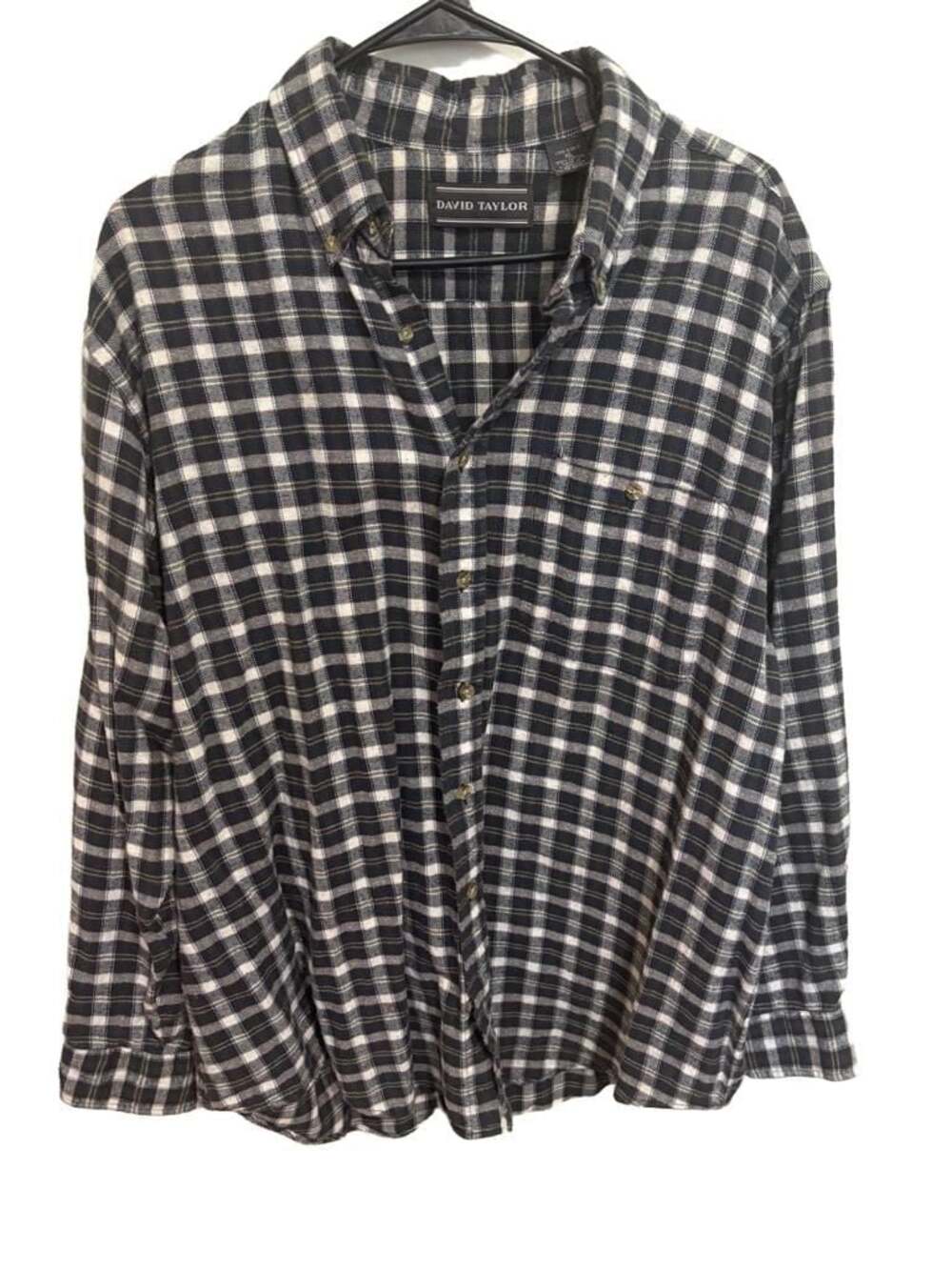 Vintage 90’s David Taylor Men's Long Sleeve Button-Up Flannel Shirt Plaid